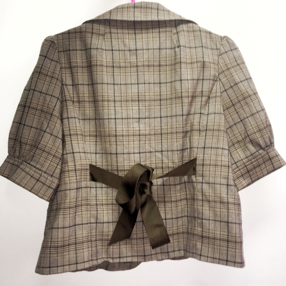 Plaid suit blazer. Women’s size large - Picture 2 of 4